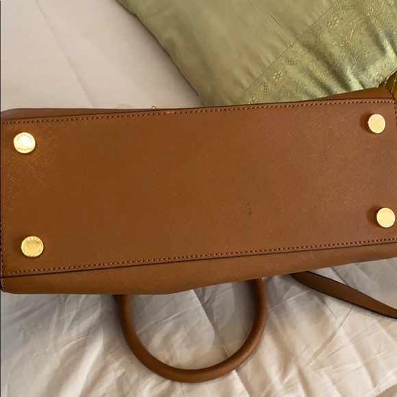 MK Satchel - Picture 3 of 4